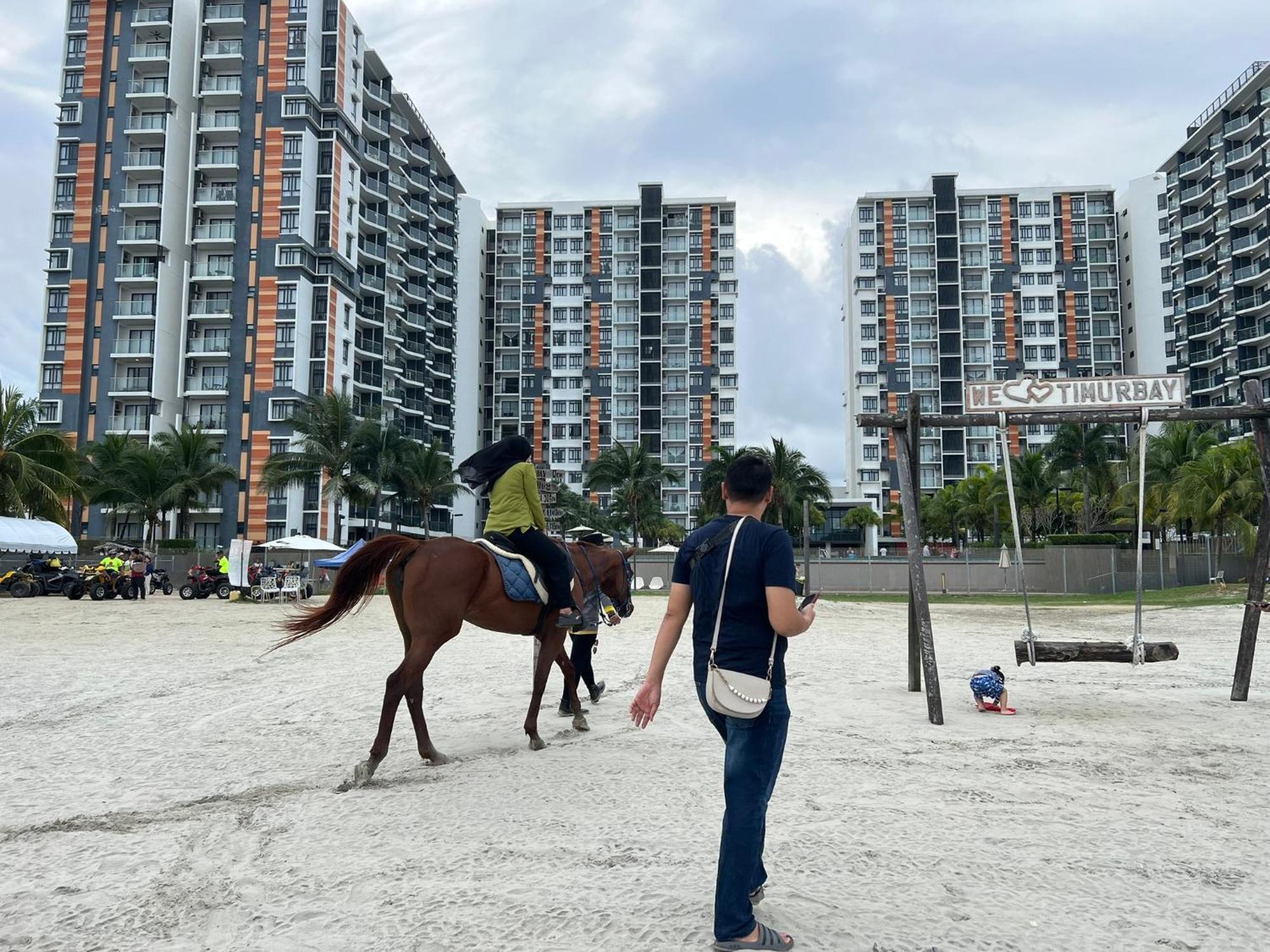 Vitaminsea Seaview 6Pax Studio Netflix B-7-03 Kuantan Exterior foto