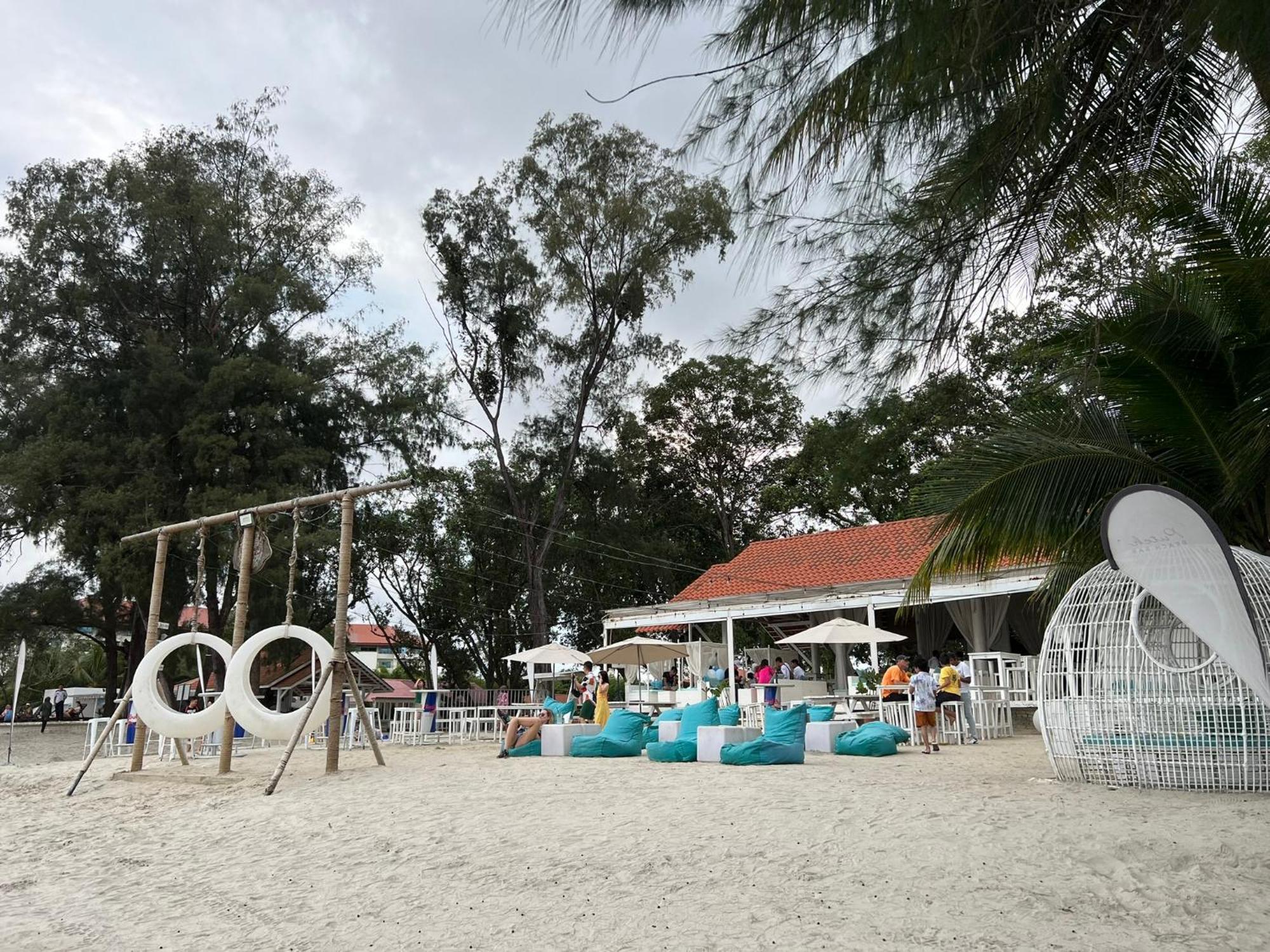 Vitaminsea Seaview 6Pax Studio Netflix B-7-03 Kuantan Exterior foto